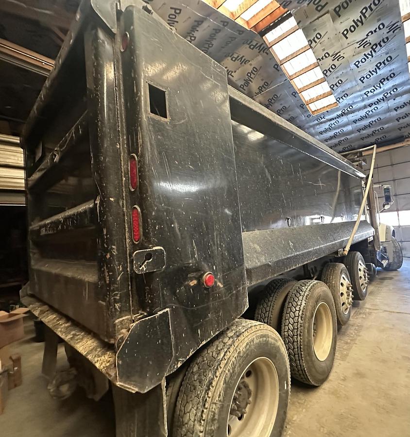 Used 2013 MACK GU713 Granite