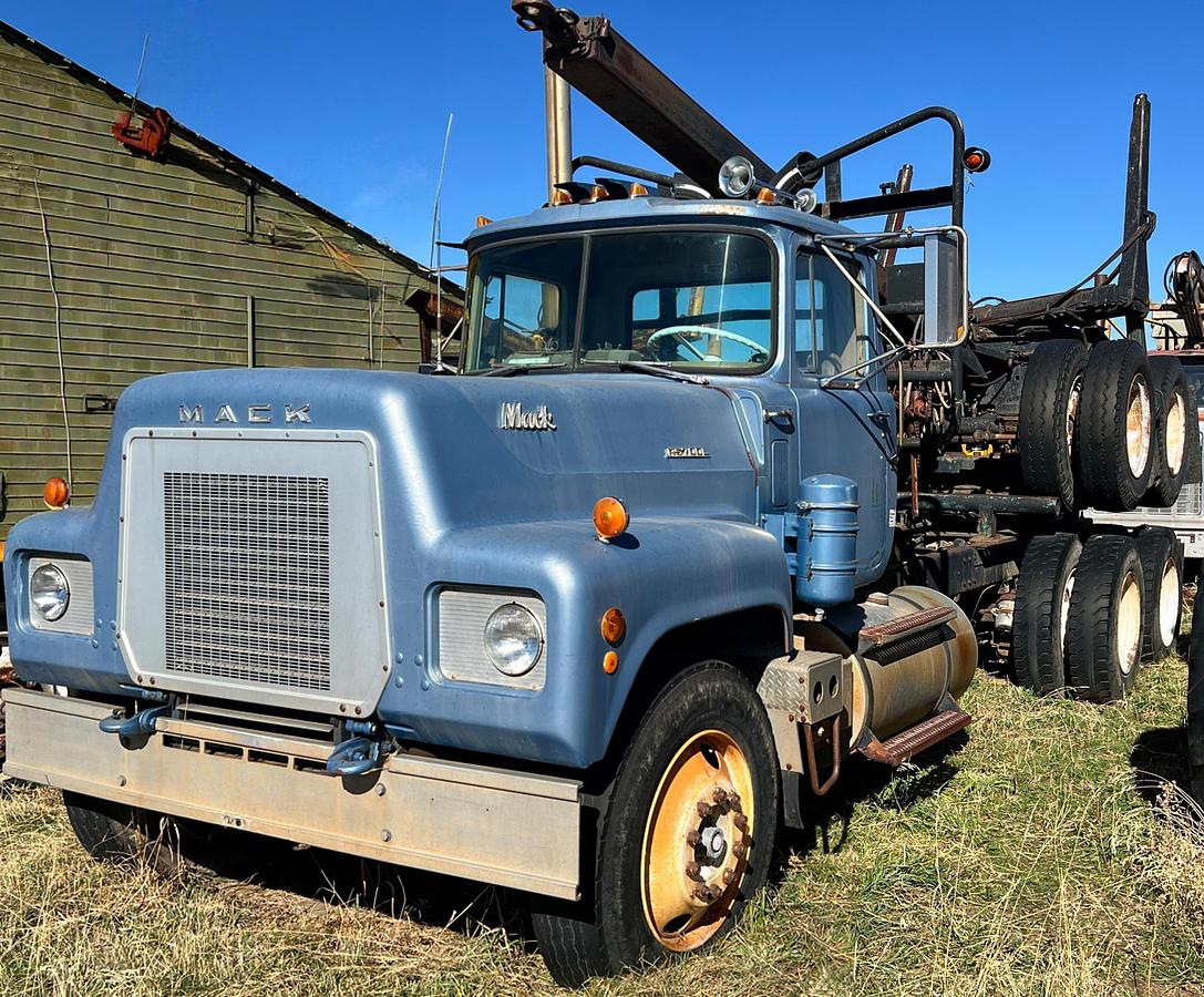 Used 1974 MACK RS767 LST