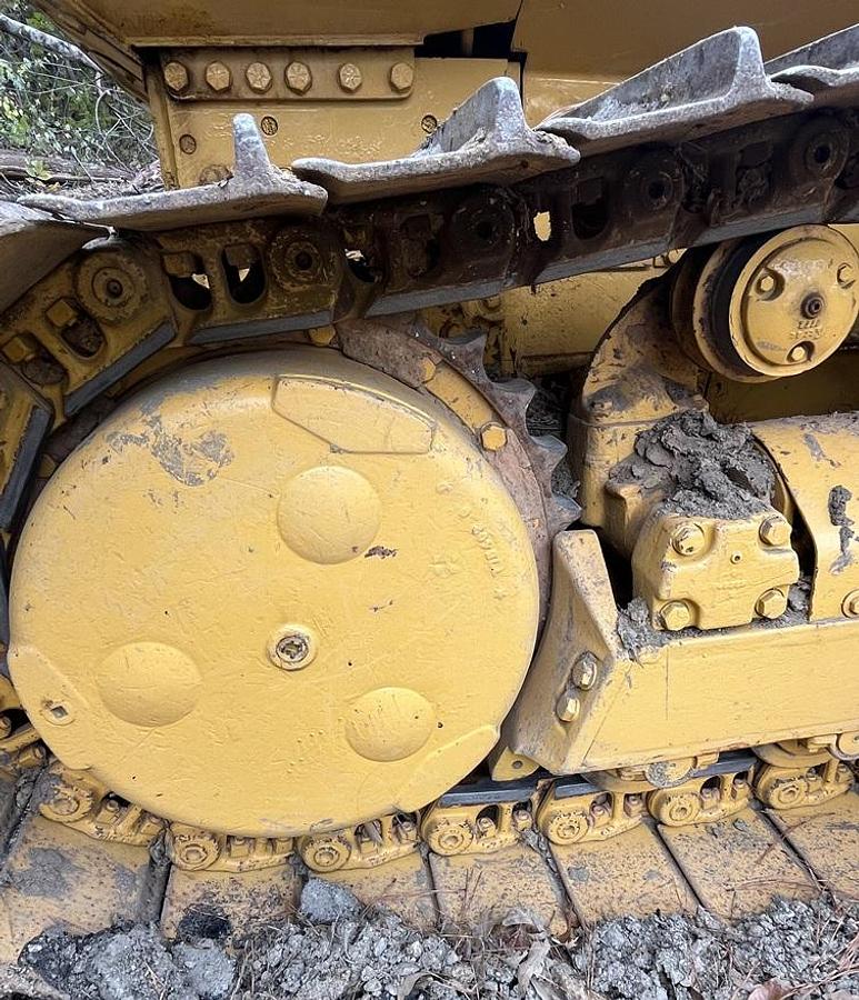 Used 1985 DEERE 750B