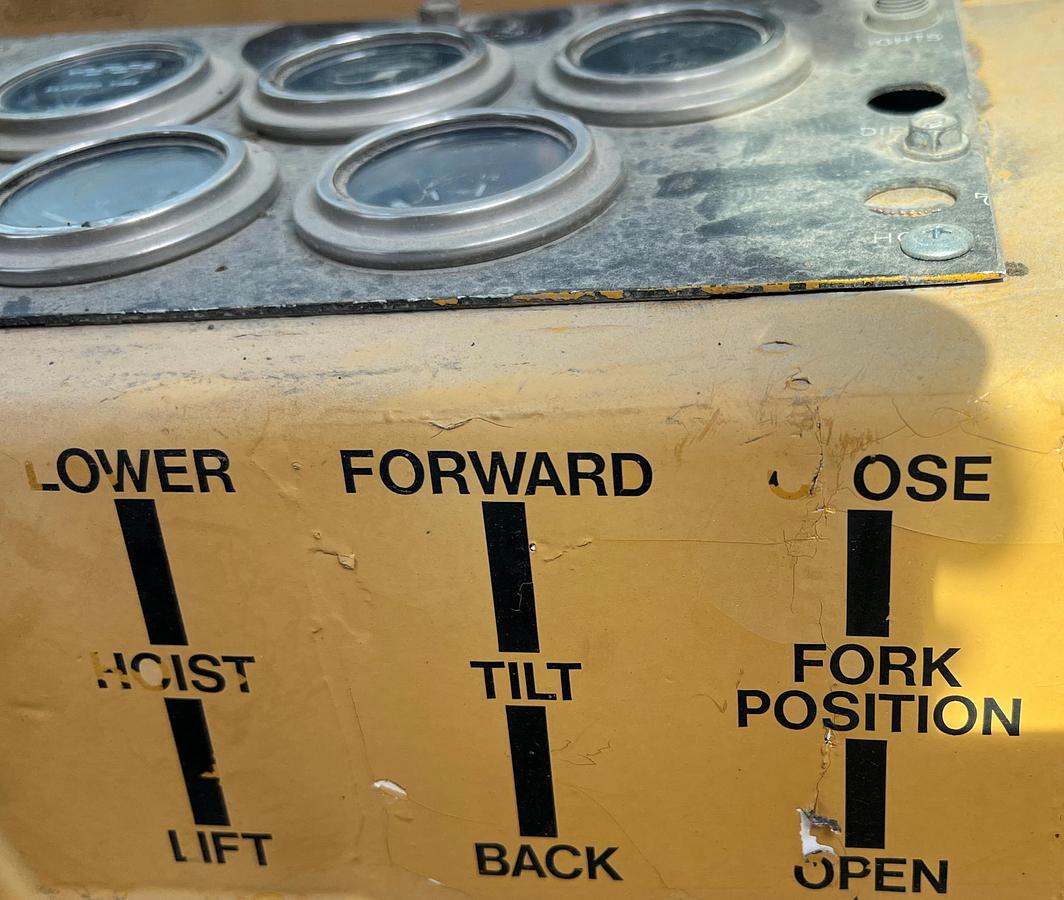 Used 1982 WIGGINS WD228y