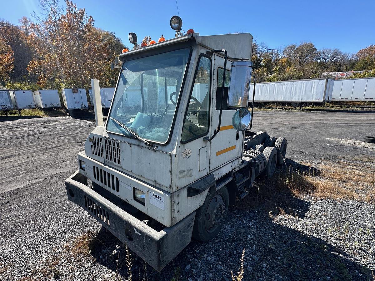 Used 2011 OTTAWA Yard Spotter