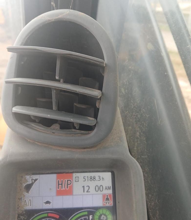 Used 2017 DEERE 210G LC