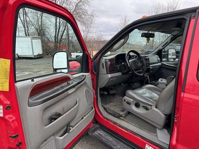 Used 2006 FORD F550 Lariat Wrecker