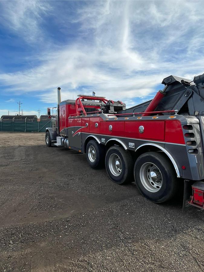 Used 2012 PETERBILT 389