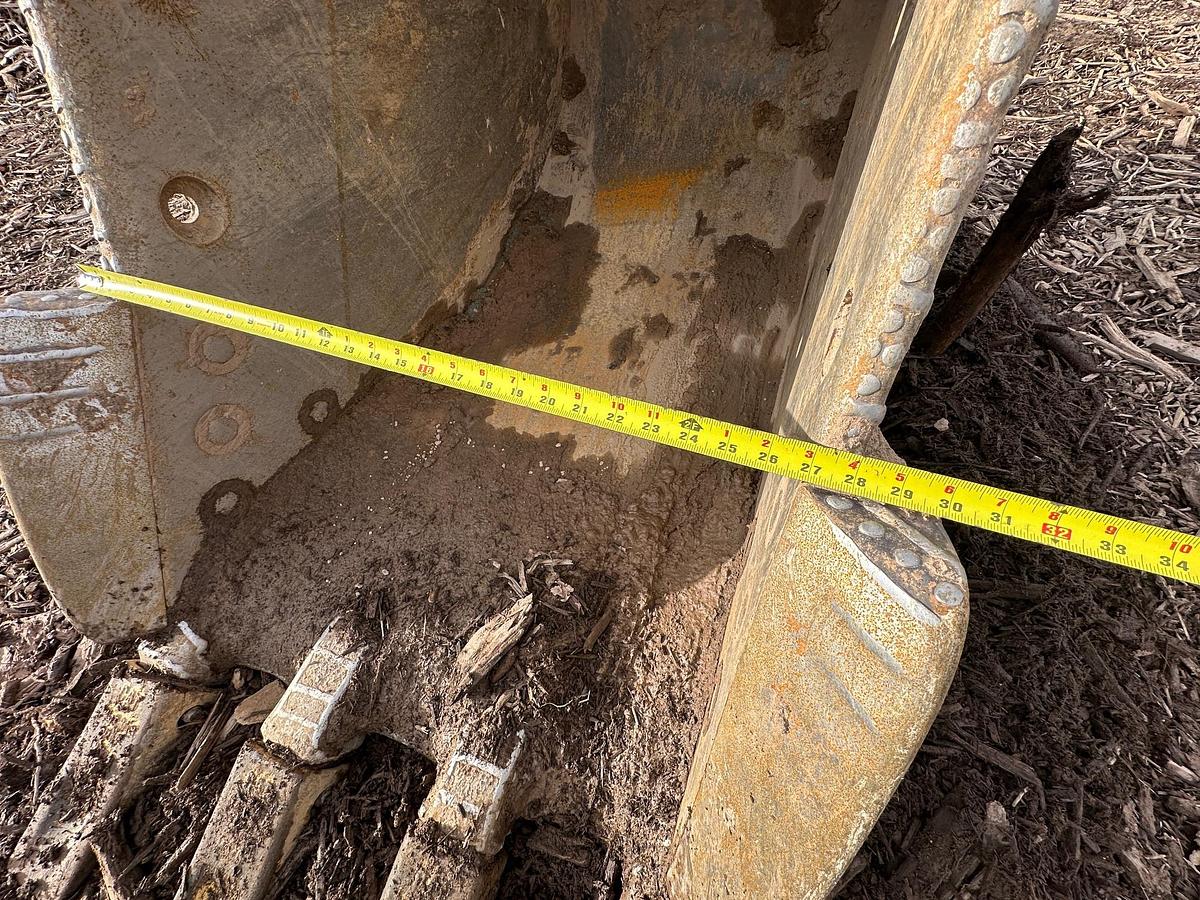 Used 1999 CATERPILLAR 320B L