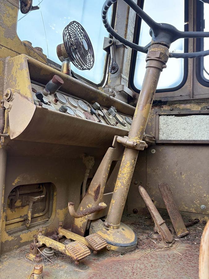 Used 1984 CATERPILLAR 623B