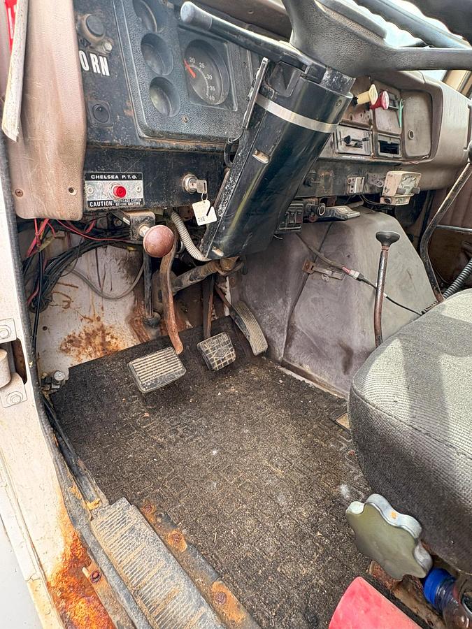 Used 1988 INTERNATIONAL 1954