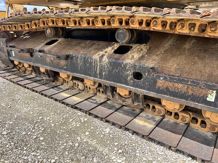 Used 2018 CATERPILLAR 323