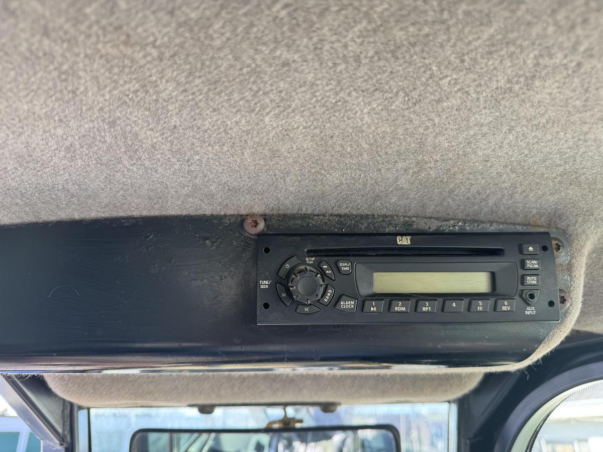 Used 2012 CATERPILLAR D5K2 LGP