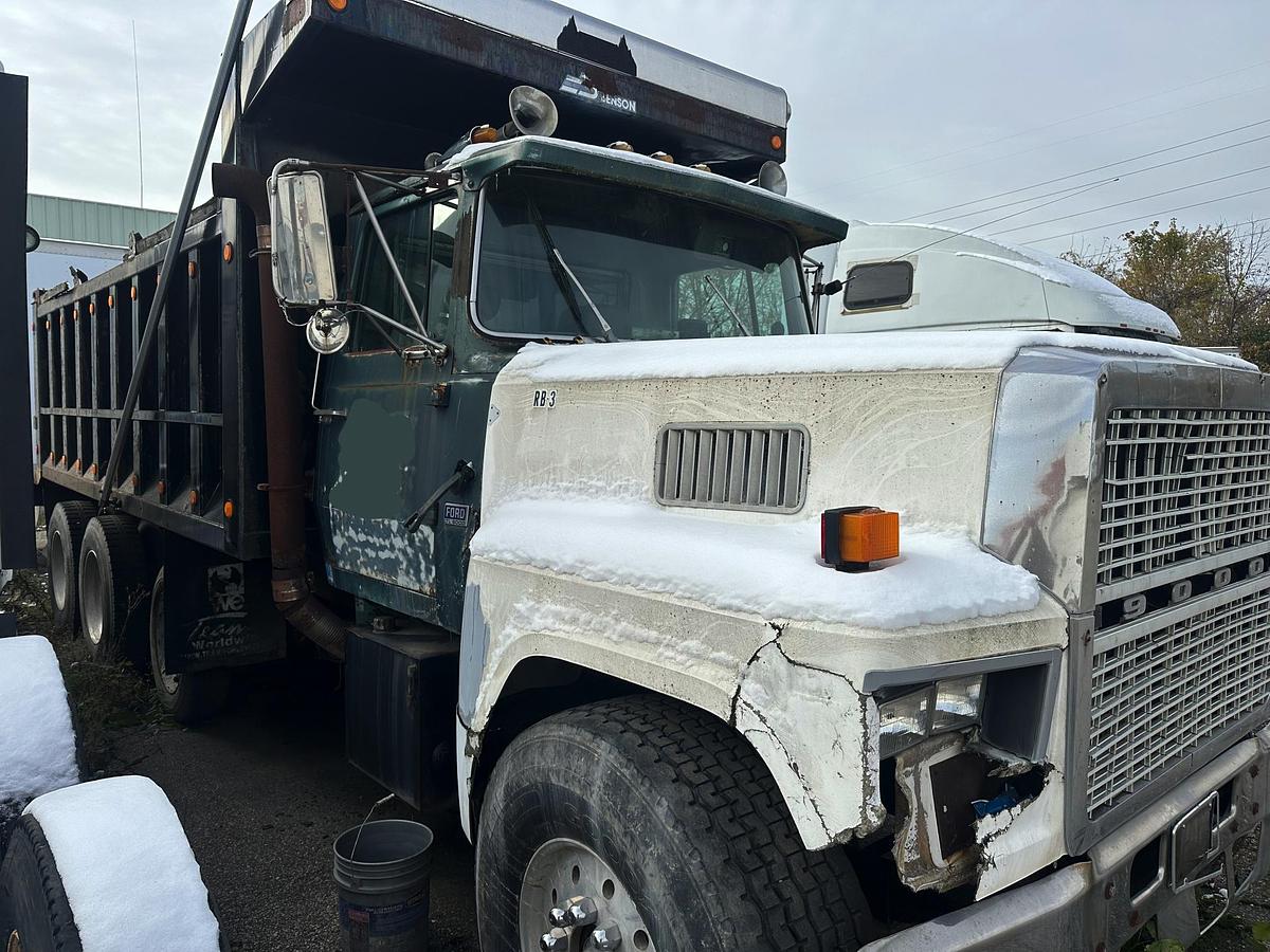 Used 1982 FORD L9000