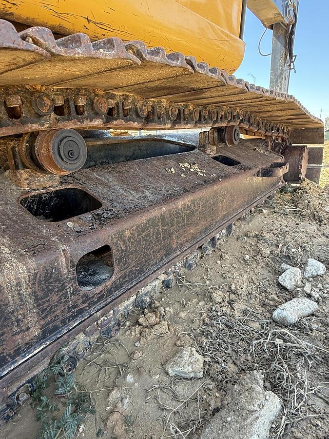 Used 2017 DEERE 210G LC