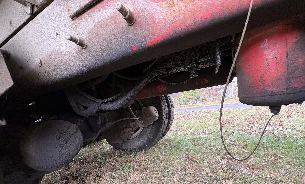 Used 2006 MACK Granite CV713