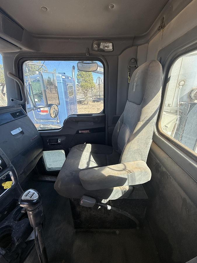 Used 2008 KENWORTH T800