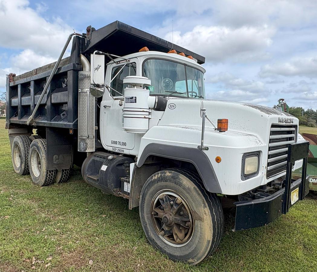 Used 1993 MACK RD 600GK