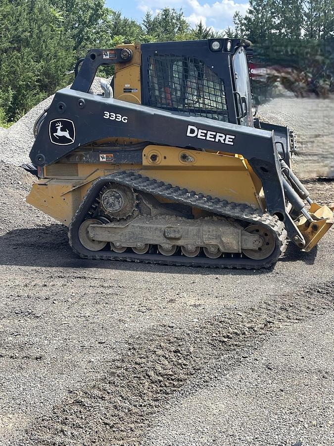 Used 2022 JOHN DEERE 333G