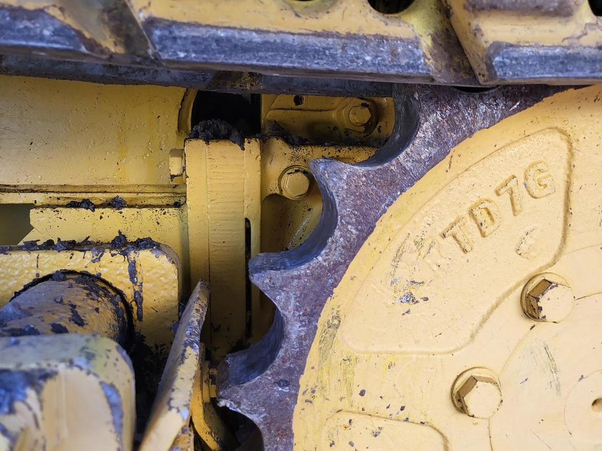 Used 2002 KOMATSU D32E