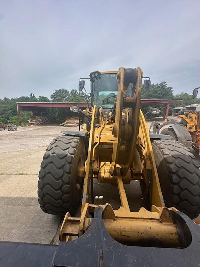 Used 2019 CATERPILLAR 930M