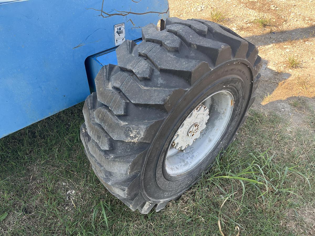 Used 2001 GENIE S-60