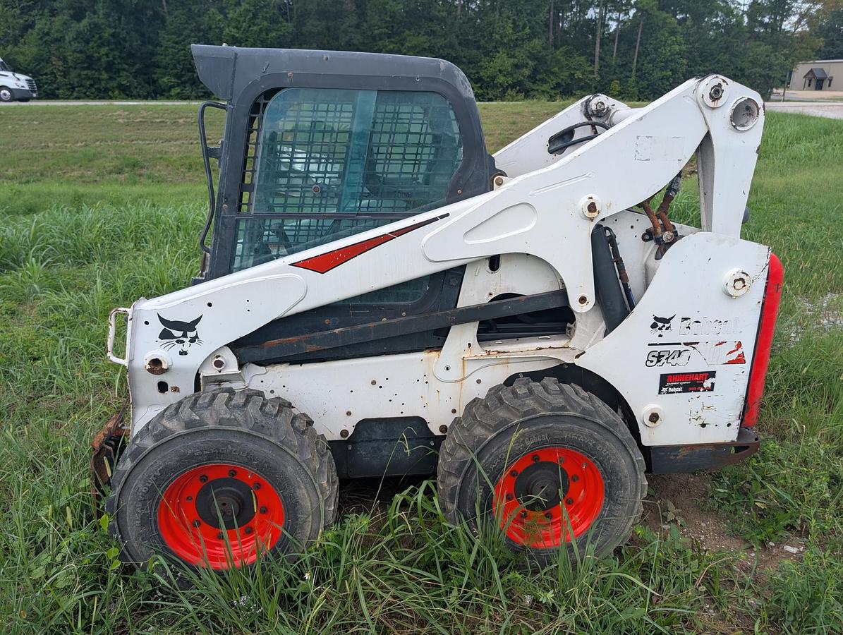 Used 2023 BOBCAT S740