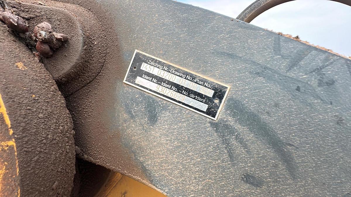Used 2018 DEERE 244k-II