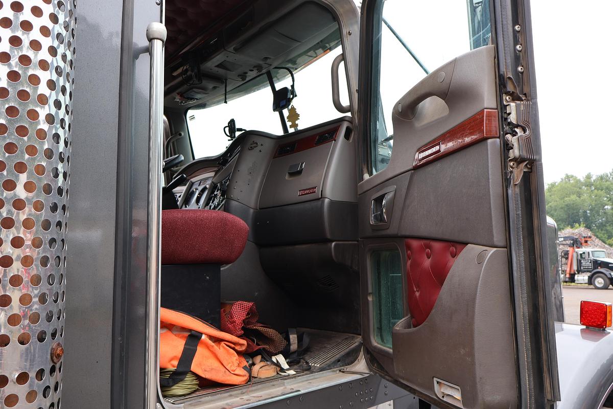 Used 2008 KENWORTH W900
