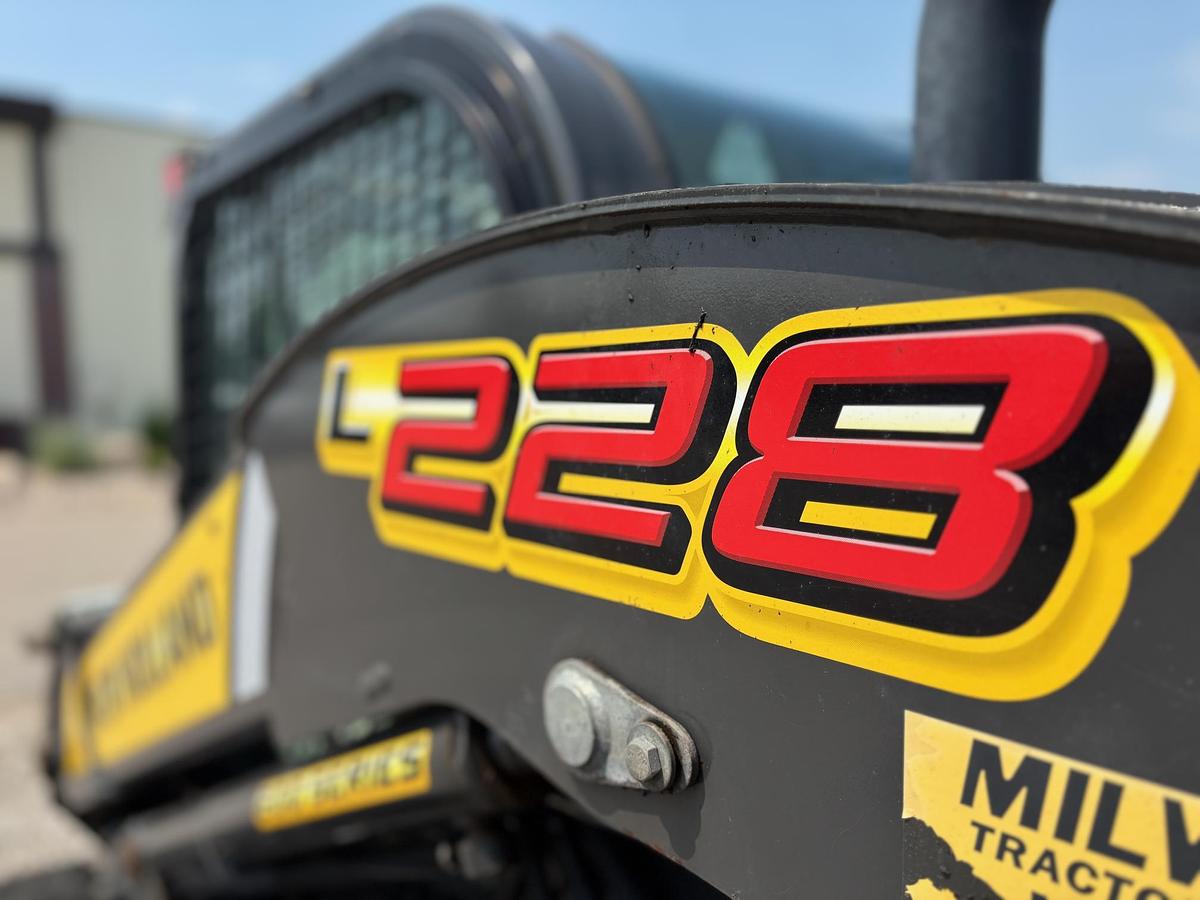 Used 2018 NEW HOLLAND L228