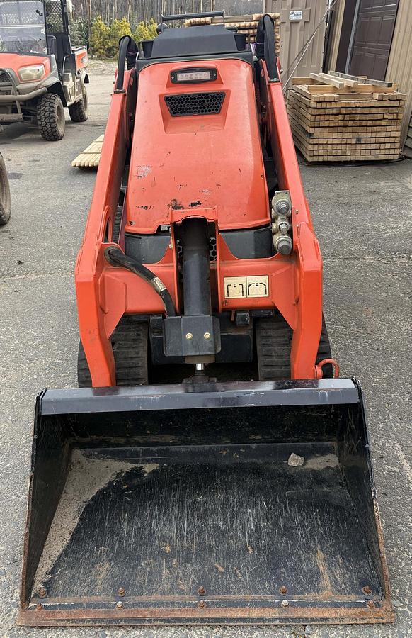 Used 2022 KUBOTA SCL1000