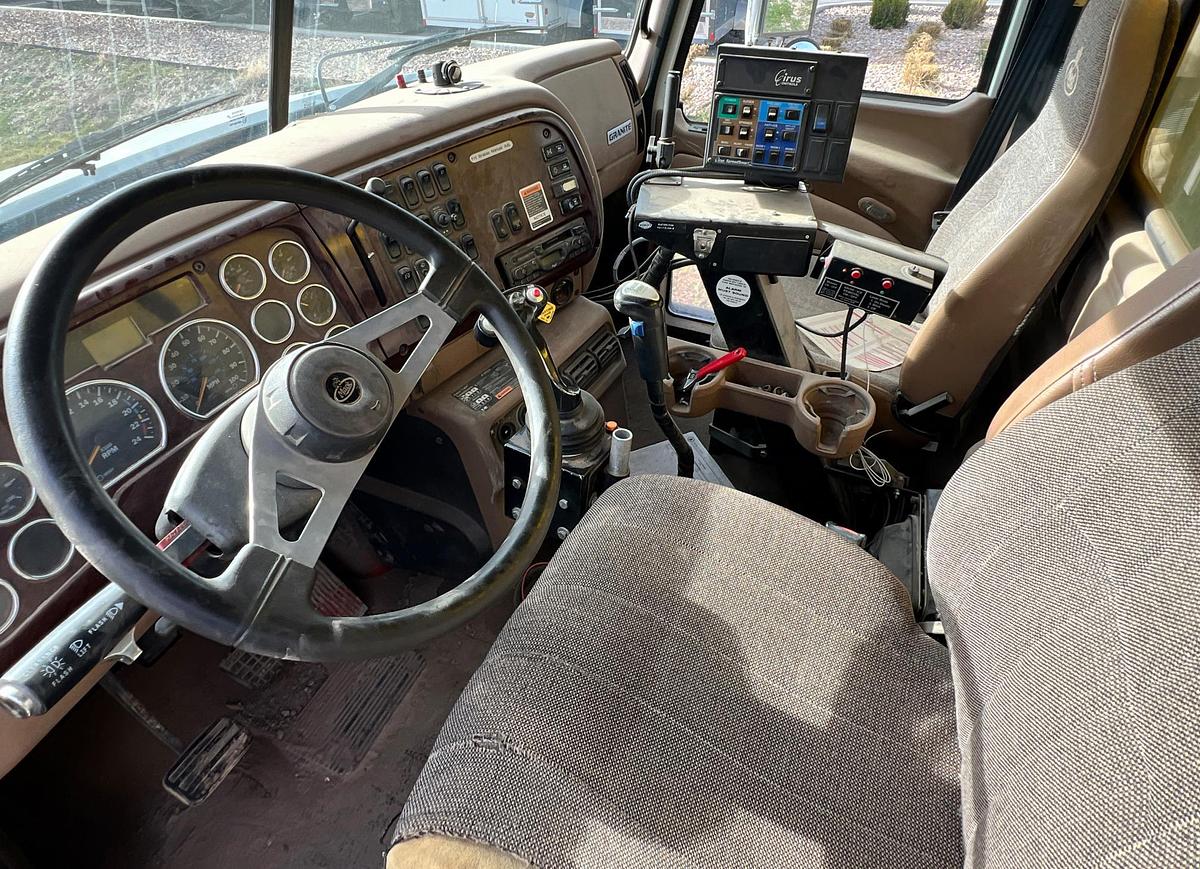 Used 2005 MACK CV713 Granite Dump Truck