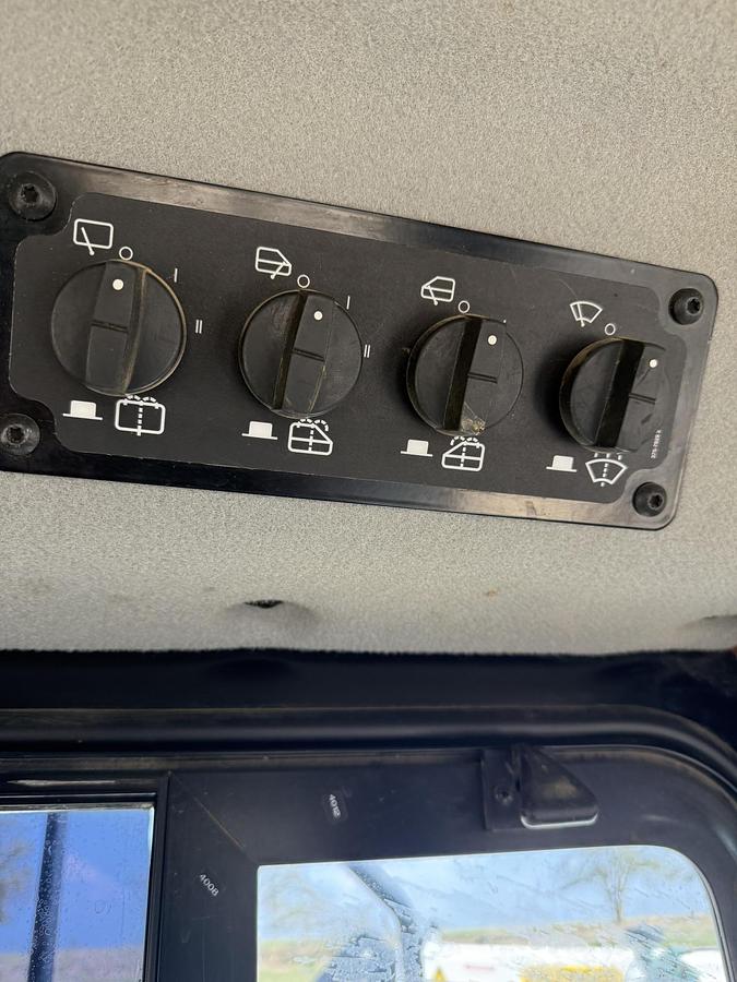 Used 2018 CATERPILLAR D6T XW