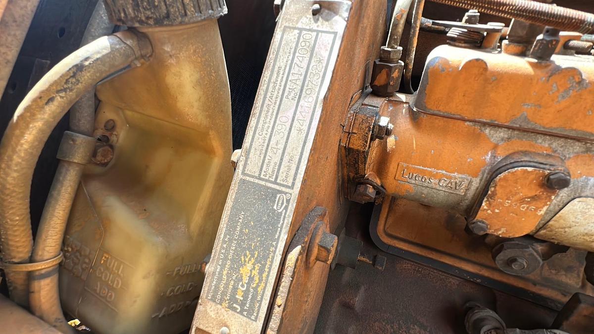 Used 1986 CASE 580E