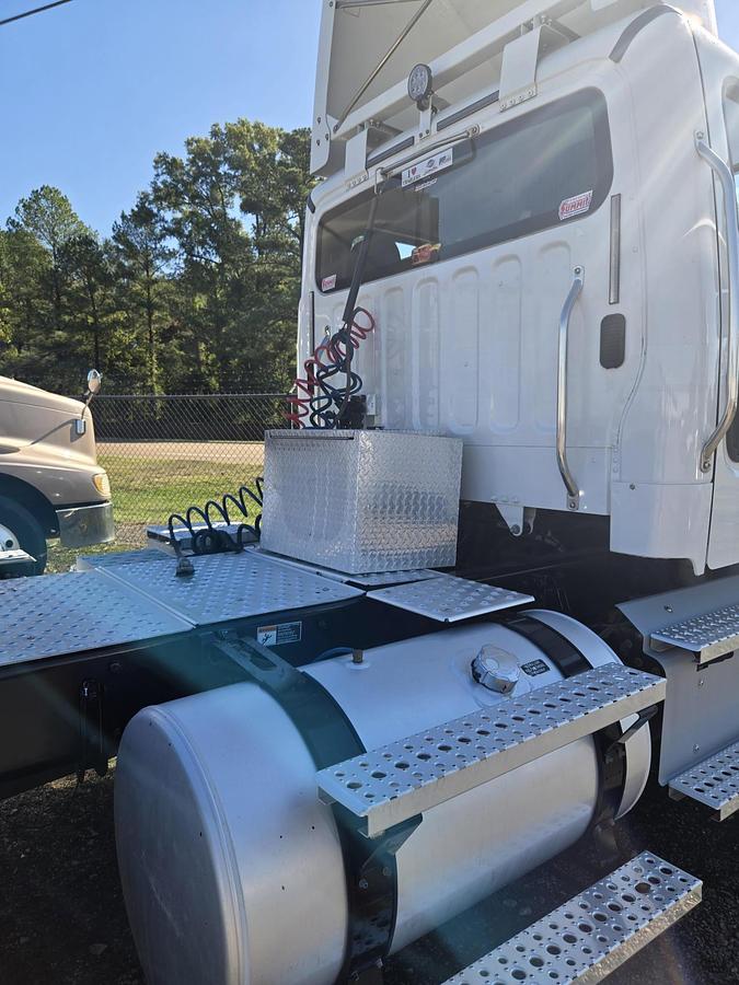 Used 2020 FREIGHTLINER Business Class M2 106