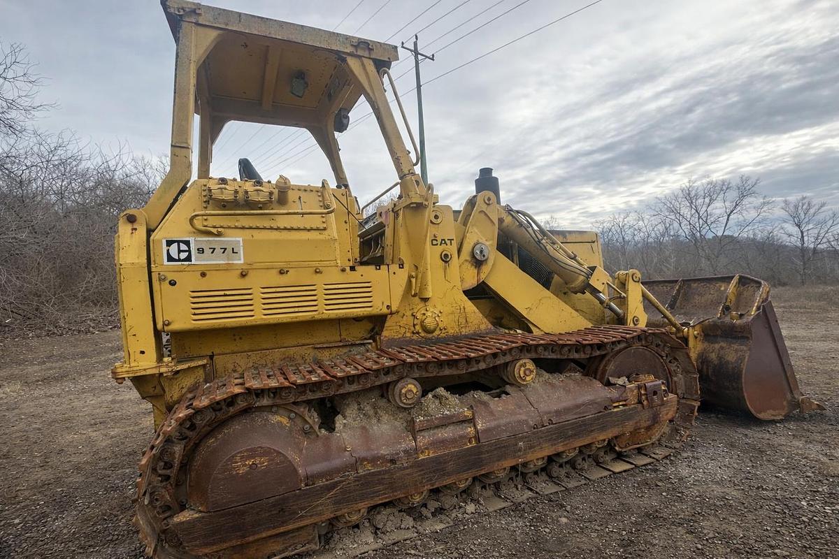 Used 1979 CATERPILLAR 977L