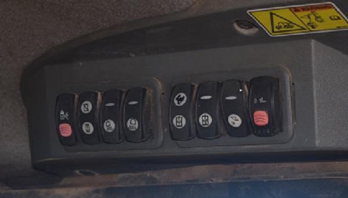 Used 2011 CATERPILLAR 279C