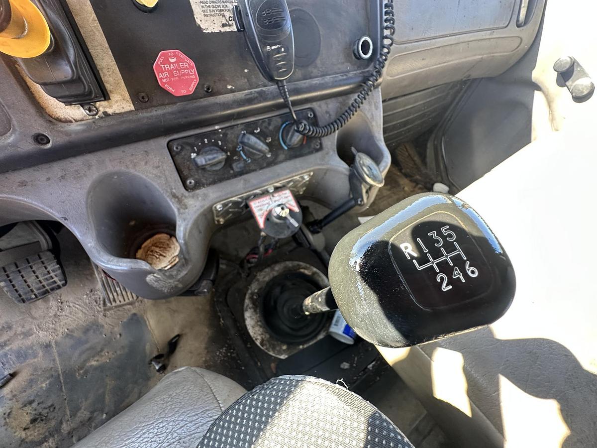 Used 2007 FREIGHTLINER M2 106