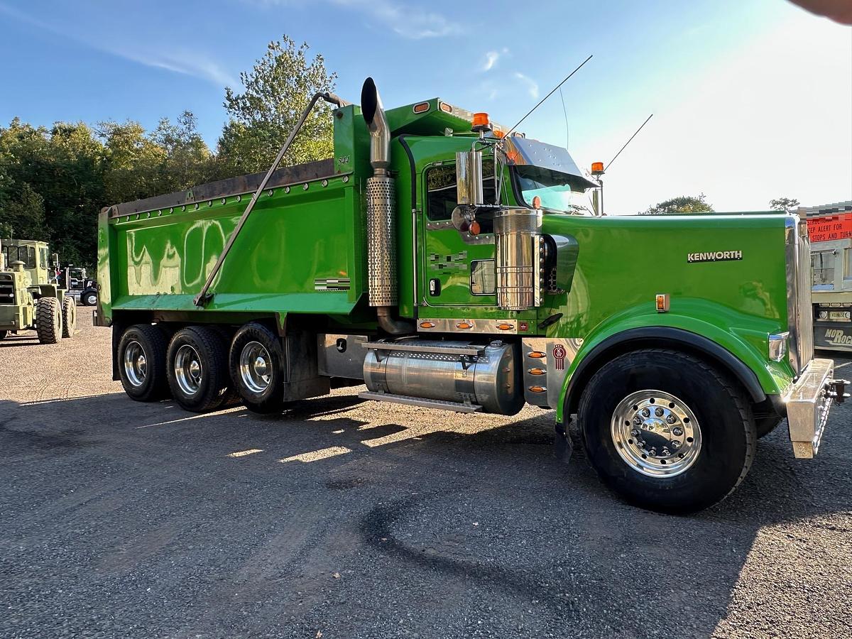 Used 2019 KENWORTH W900L