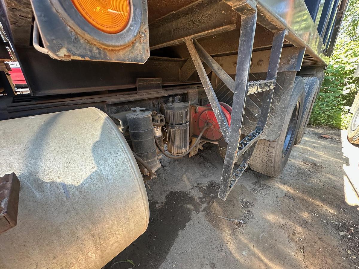 Used 1986 AUTOCAR DK64