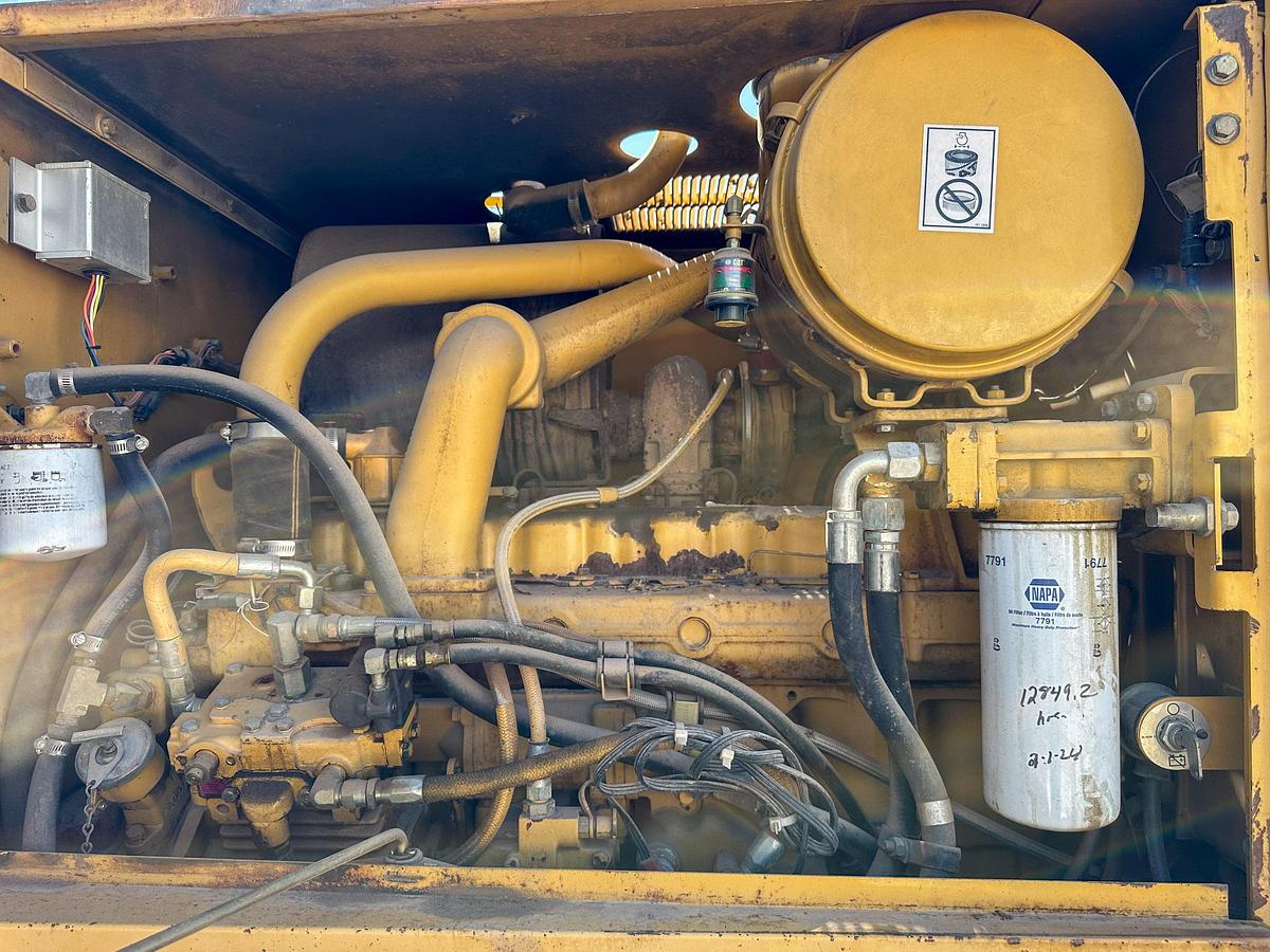 Used 2006 CATERPILLAR 938G II