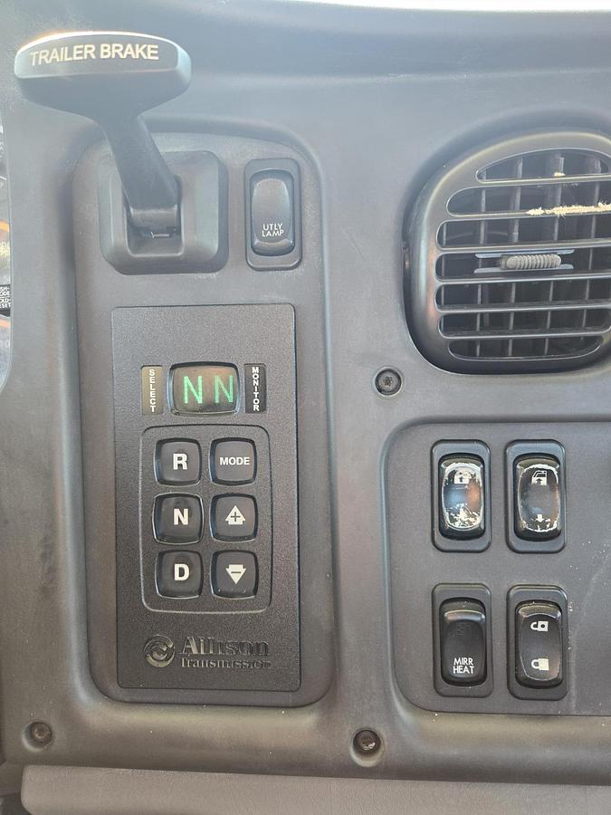 Used 2020 FREIGHTLINER M2 106