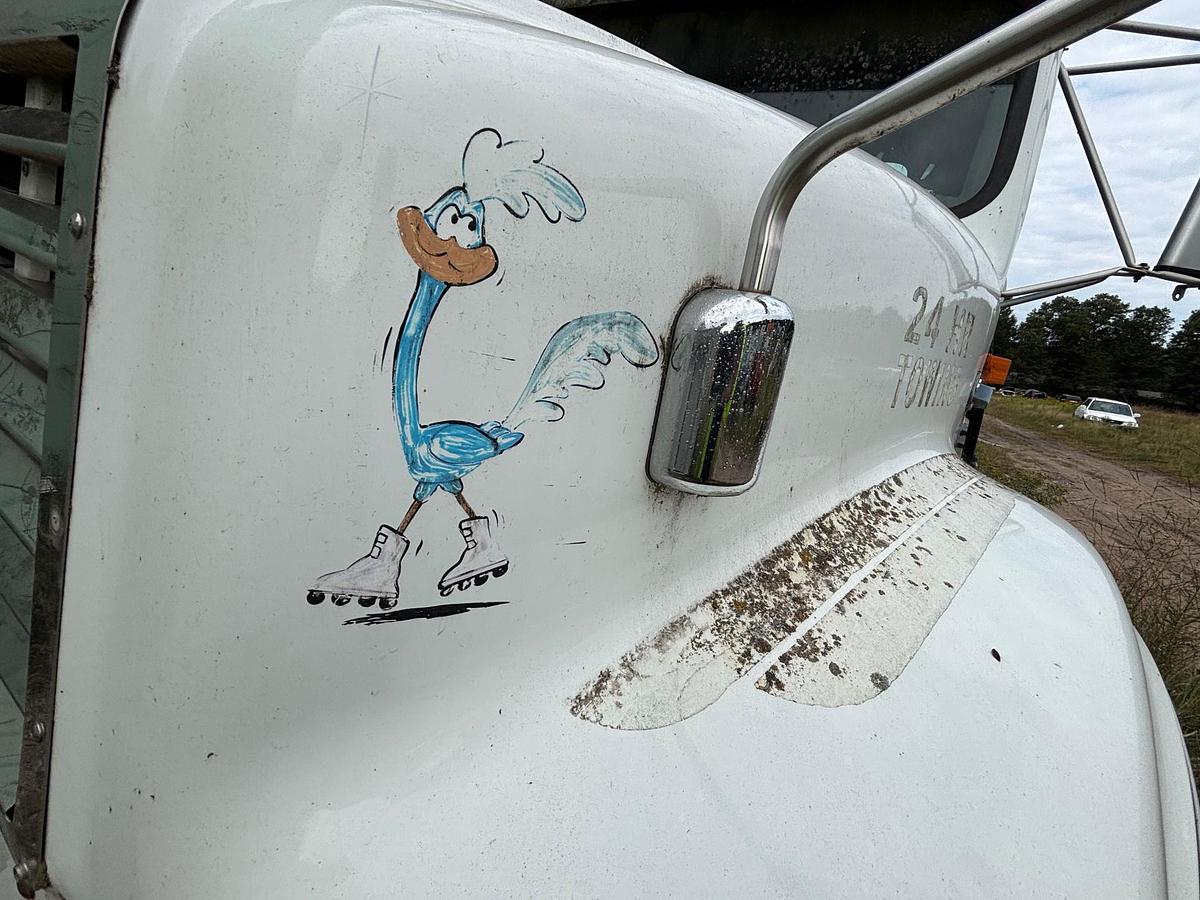 Used 1997 INTERNATIONAL 4700