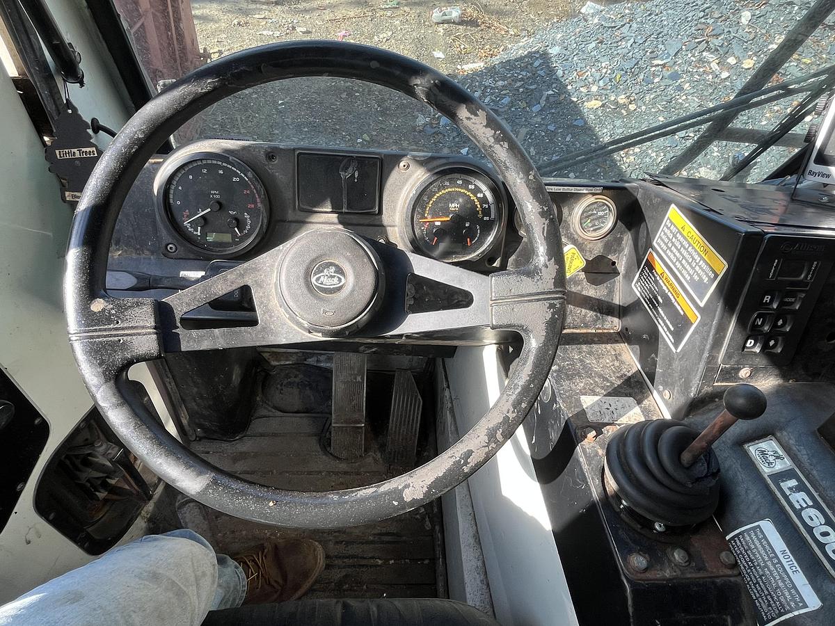 Used 2008 MACK LEU 613