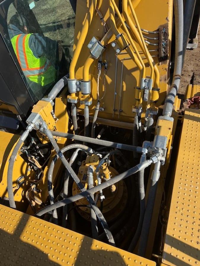 Used 2019 CATERPILLAR 336