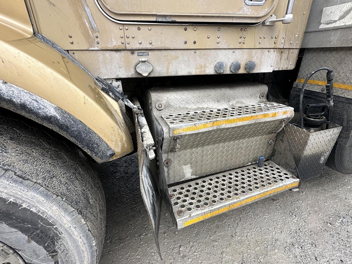 Used 1999 KENWORTH T800