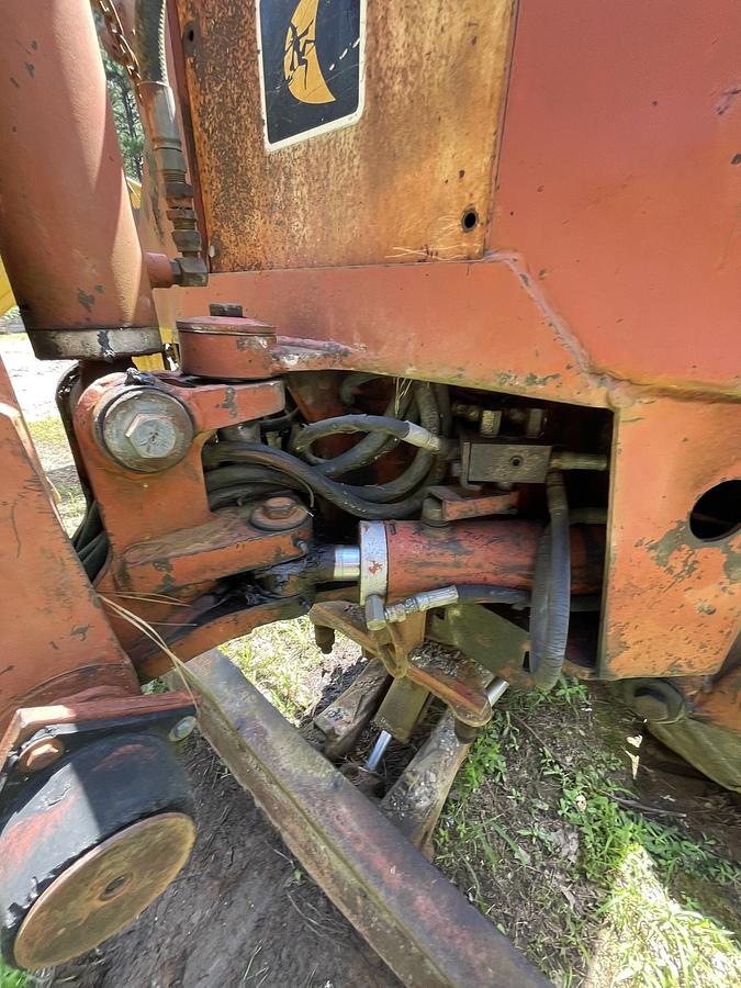 Used 1998 DITCH WITCH 4010DD Trencher/ Backhoe