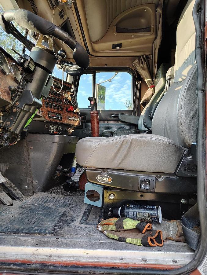 Used 1998 INTERNATIONAL 9300