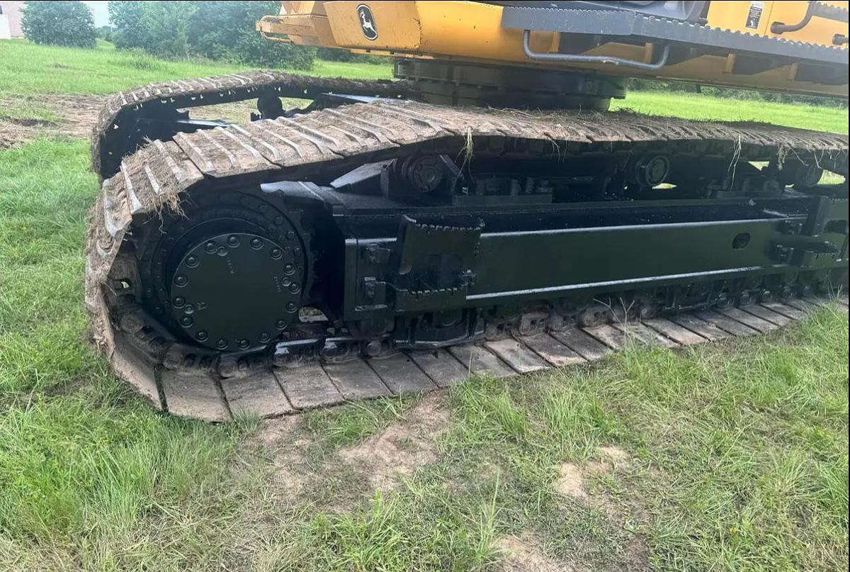 Used 2016 DEERE 470G LC