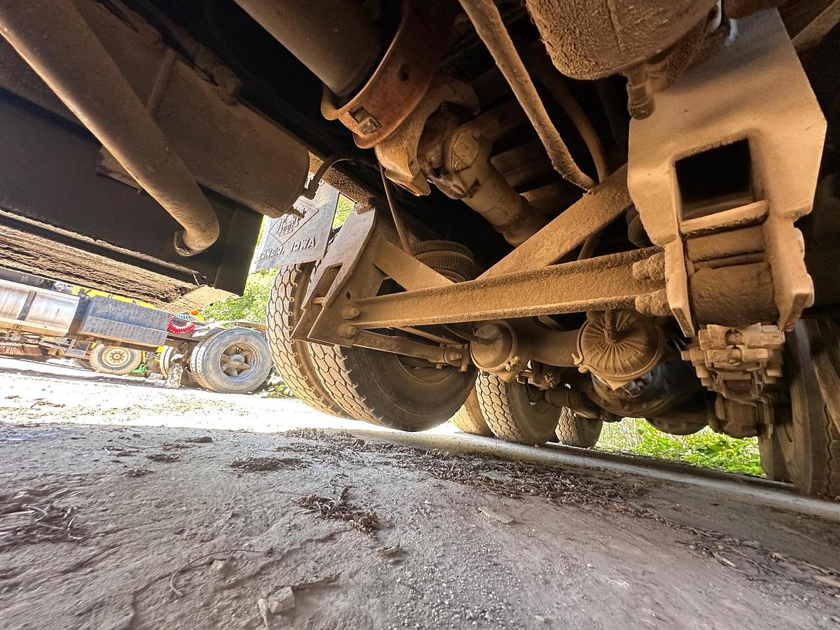 Used 1986 AUTOCAR DK64