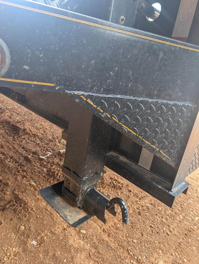 Used 2023 EAGLE 20 foot Deck over