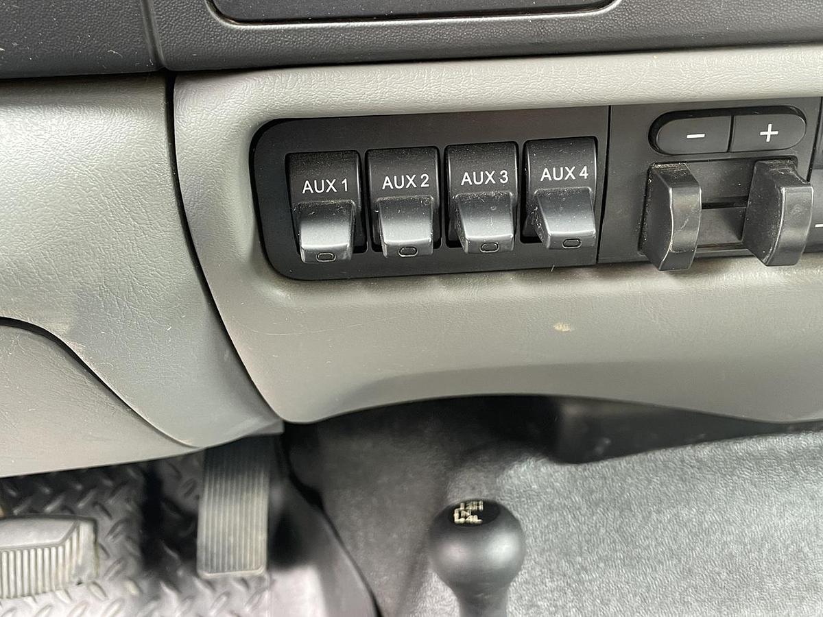 Used 2006 FORD F450 4WD