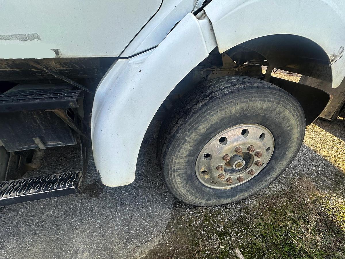 Used 2004 STERLING L7500