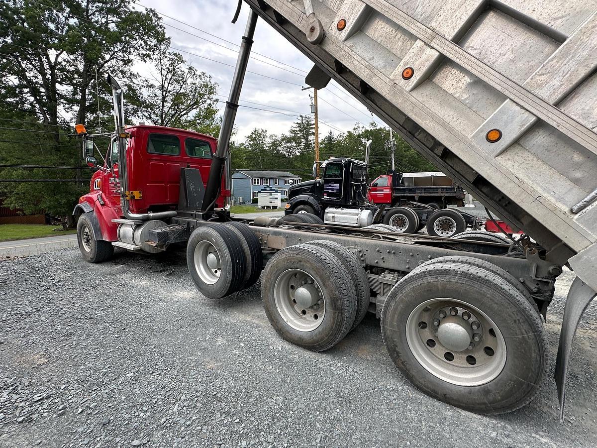 Used 1998 FORD 9500
